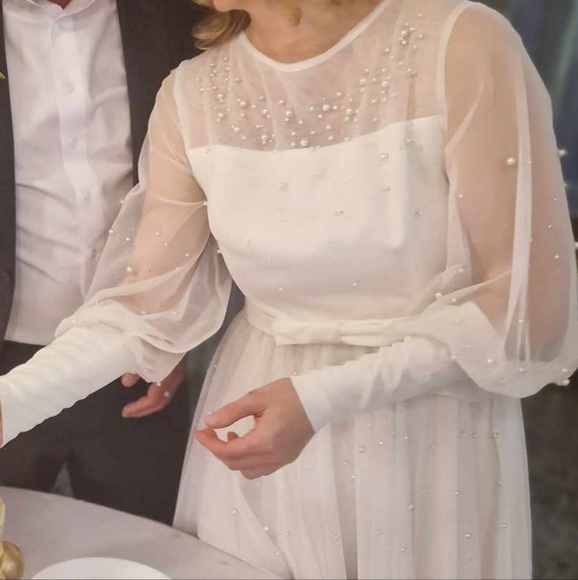 Wedding dress - Picture 5 of 7